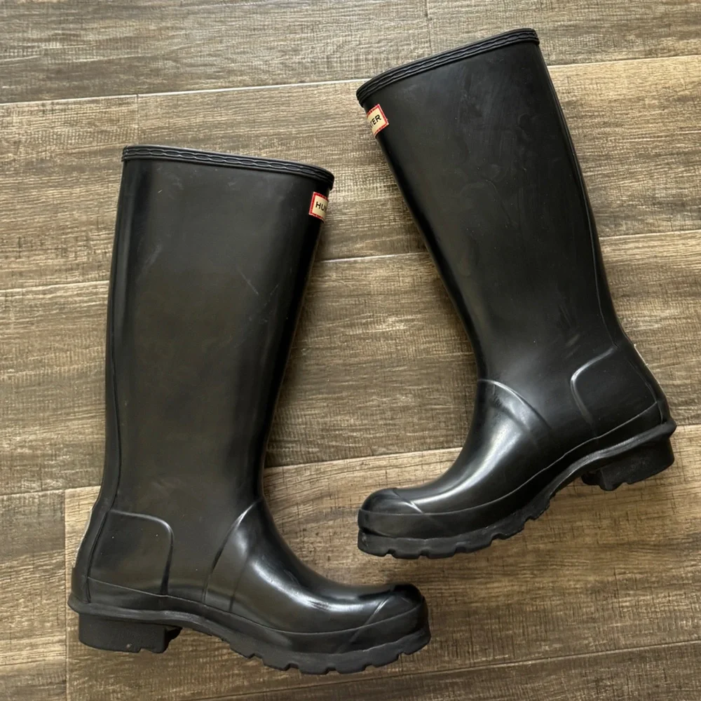 Hunter Black Rubber Tall Rain Boots